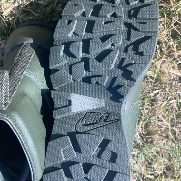 mens nike goaterra boots